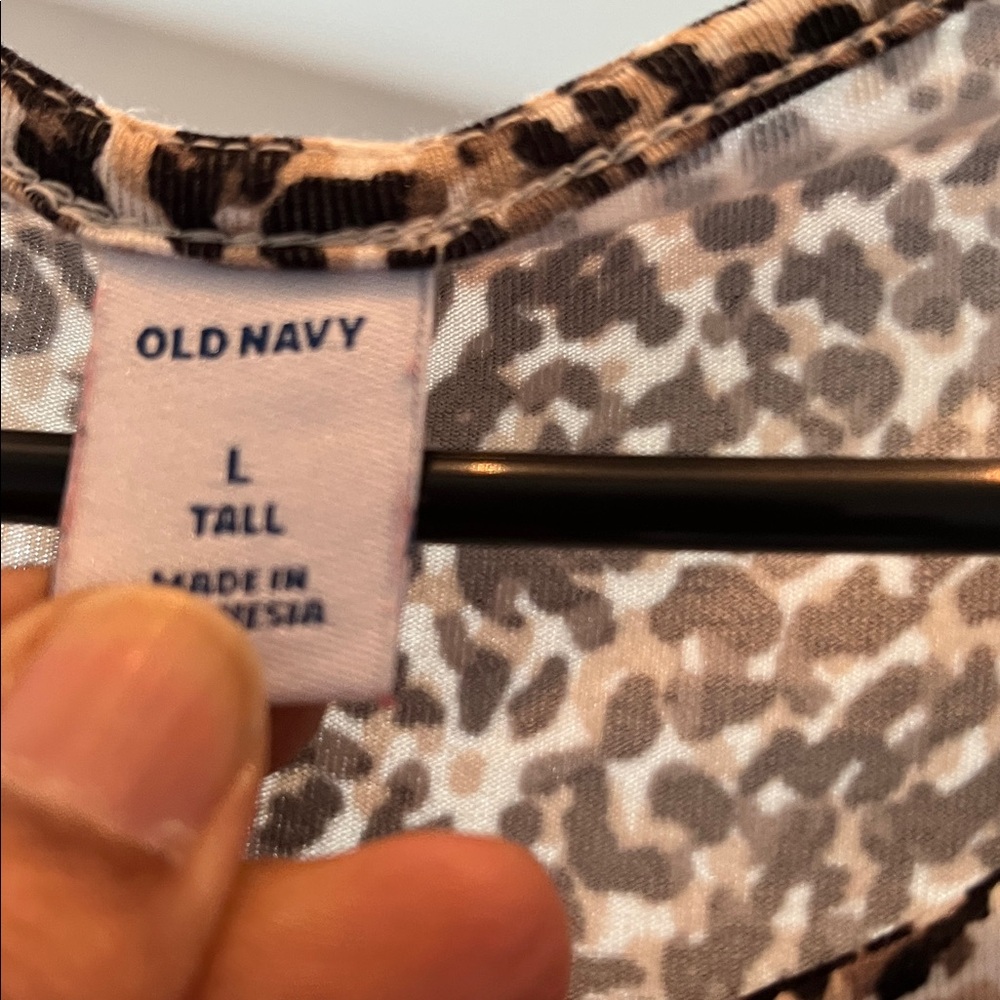 Old Navy Leopard-Print Long-Sleeve Midi Dress - Black & Brown. Tall Sz L - Picture 2 of 5